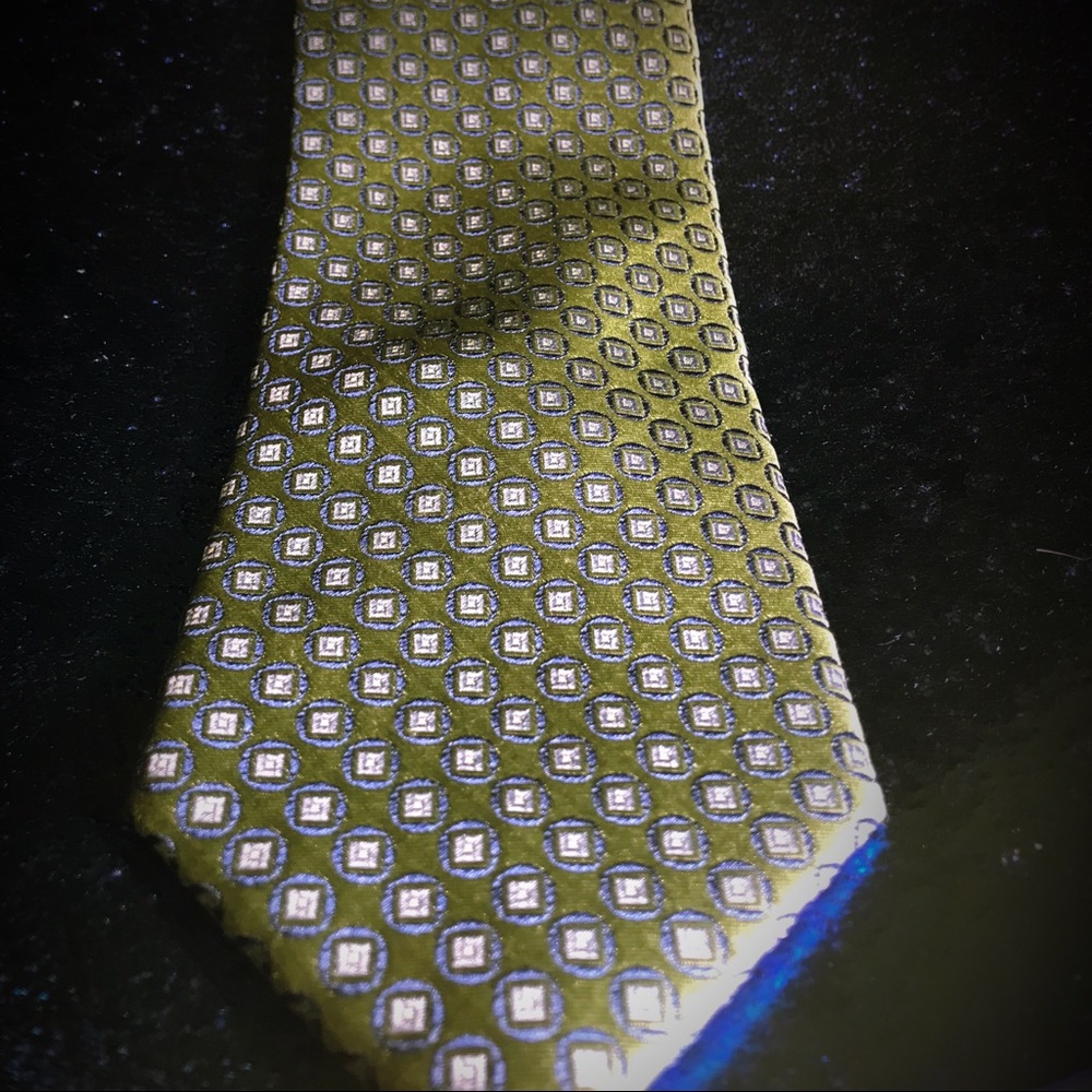 Hathaway neck tie